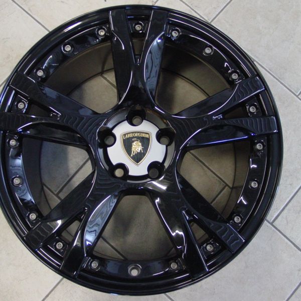 lamborghini custom black two piece