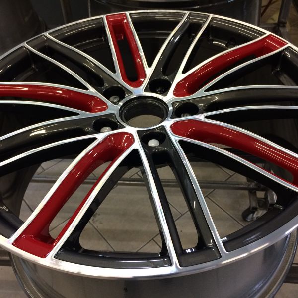 porsche custom grey and red wheel
